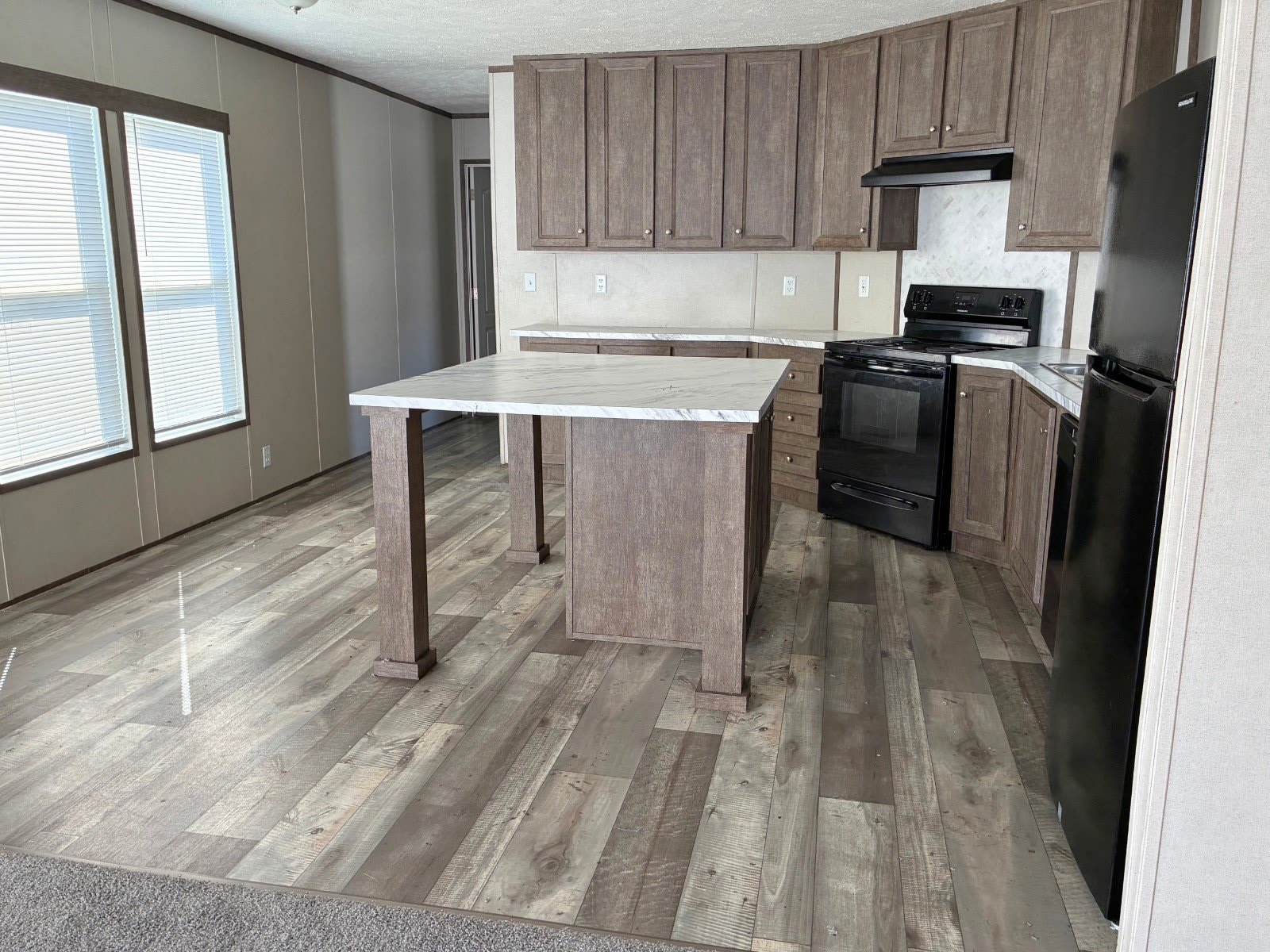 1725 W Golden Circle – photo 1