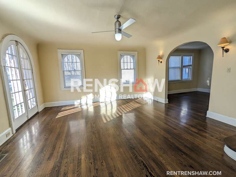 662 S Mclean Blvd – photo 4