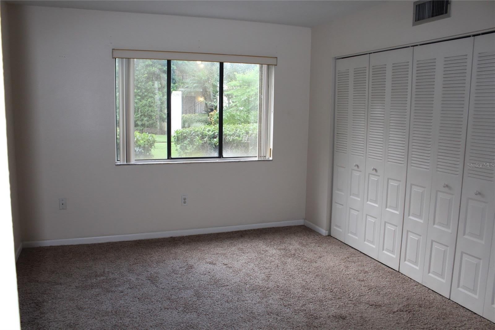 3294 S SEMORAN Boulevard – photo 5