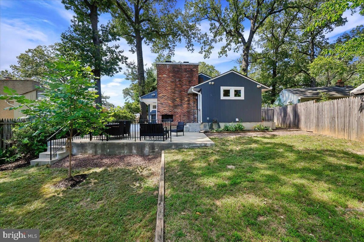 8407 Tahona Drive – photo 3