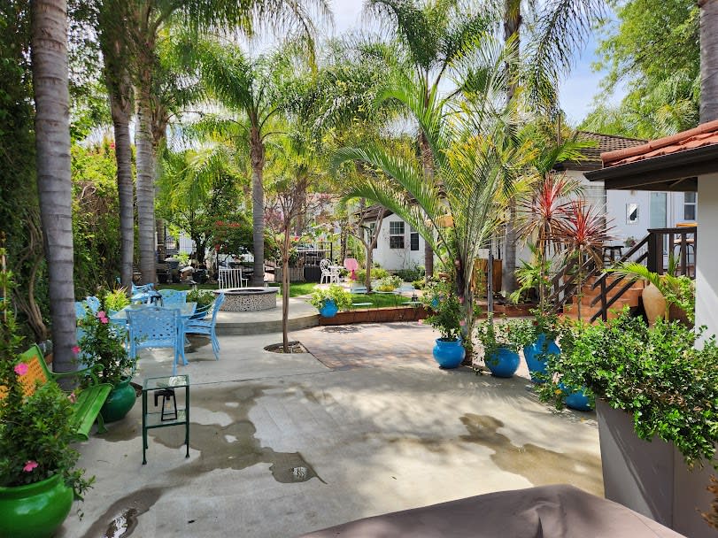 4230 Van Nuys Blvd – photo 4