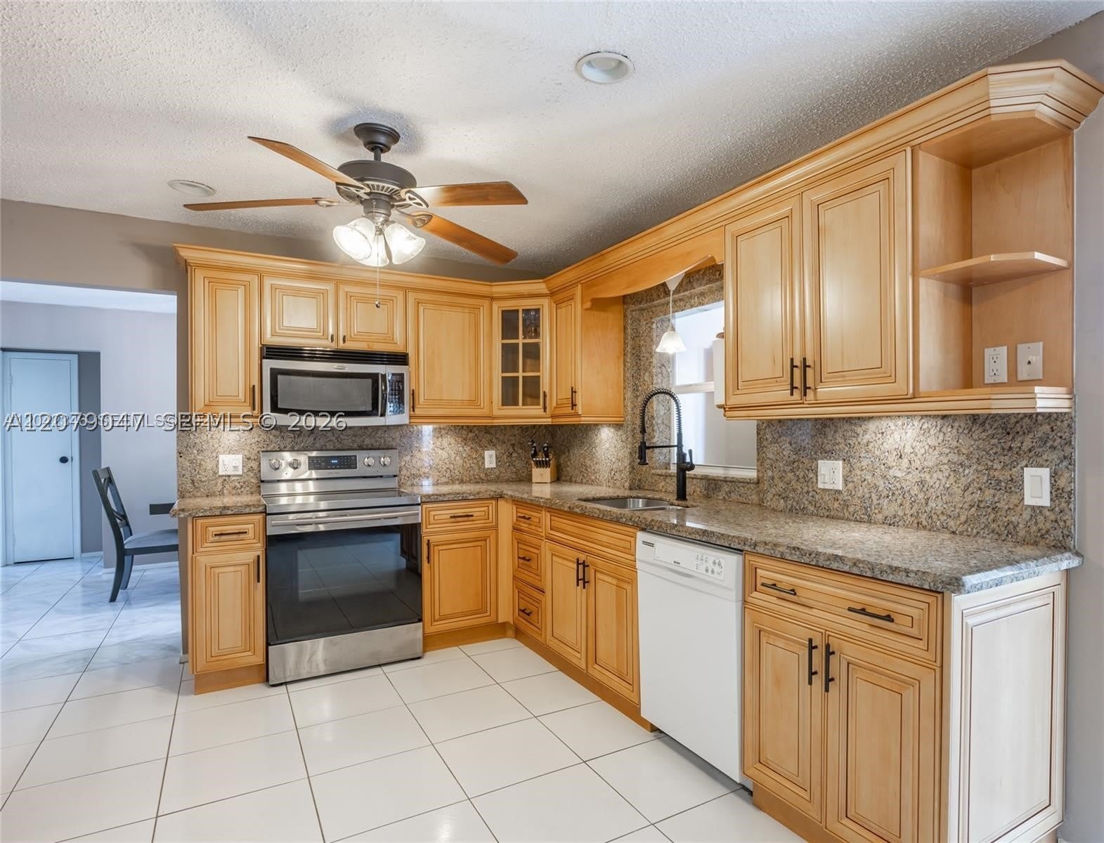 8350 NW 27th Pl – photo 5