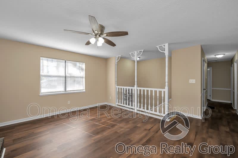 3126 Sleepy Hollow Dr – photo 5