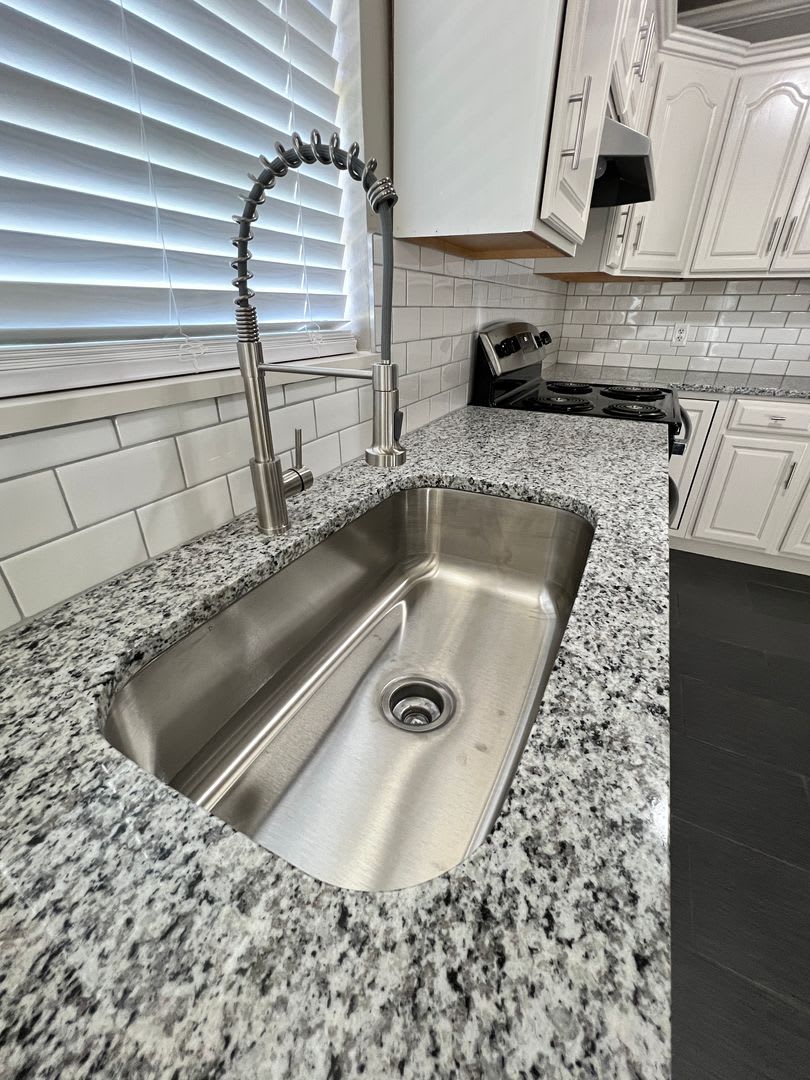 6408 Nw Oak Coming Soon – photo 5