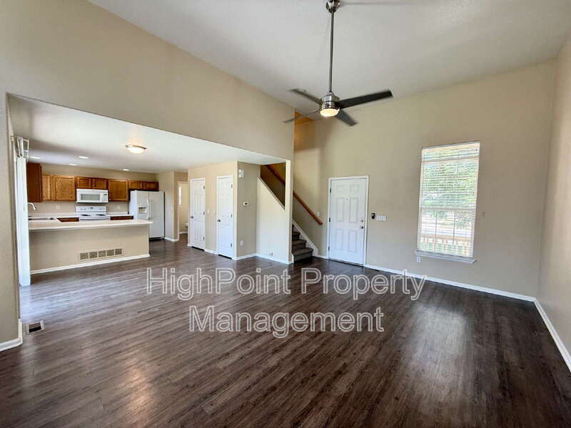 183 Mesa St – photo 4