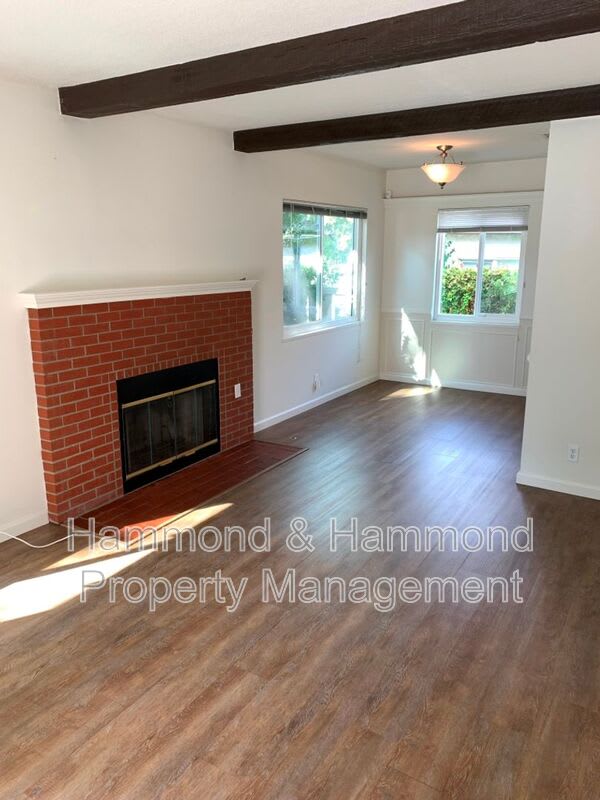 21229 De La Guerra St. – photo 2