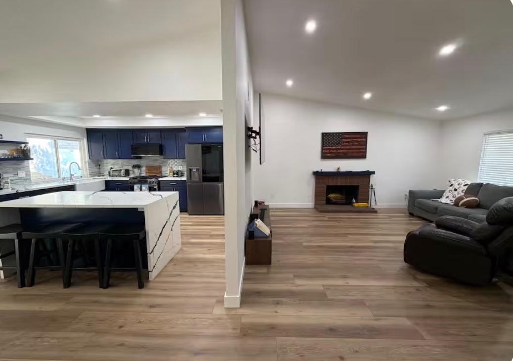 2509 S Canterbury Trail – photo 3