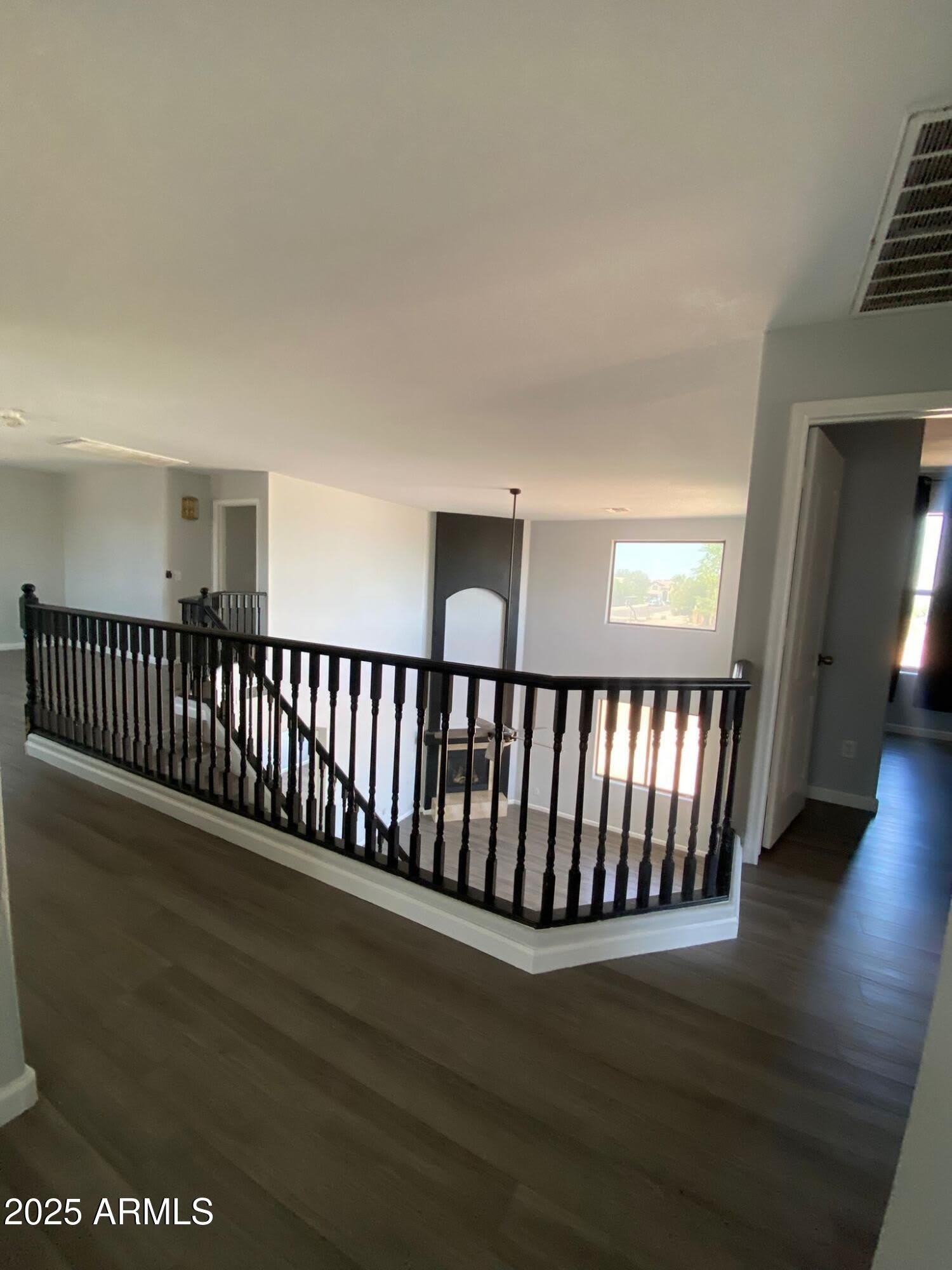 8402 S 48th Lane – photo 5