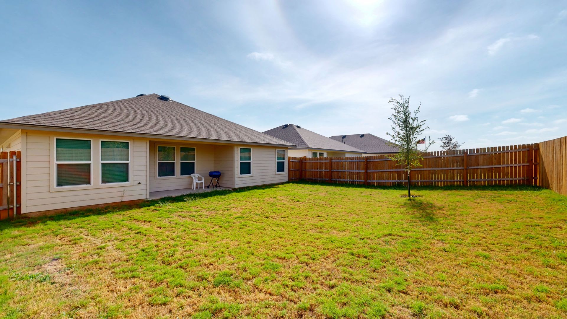 2 WEEKS FREE + $1,725 RENT ALMOST BRAND NEW HOME BY FORT HOOD! – photo 5