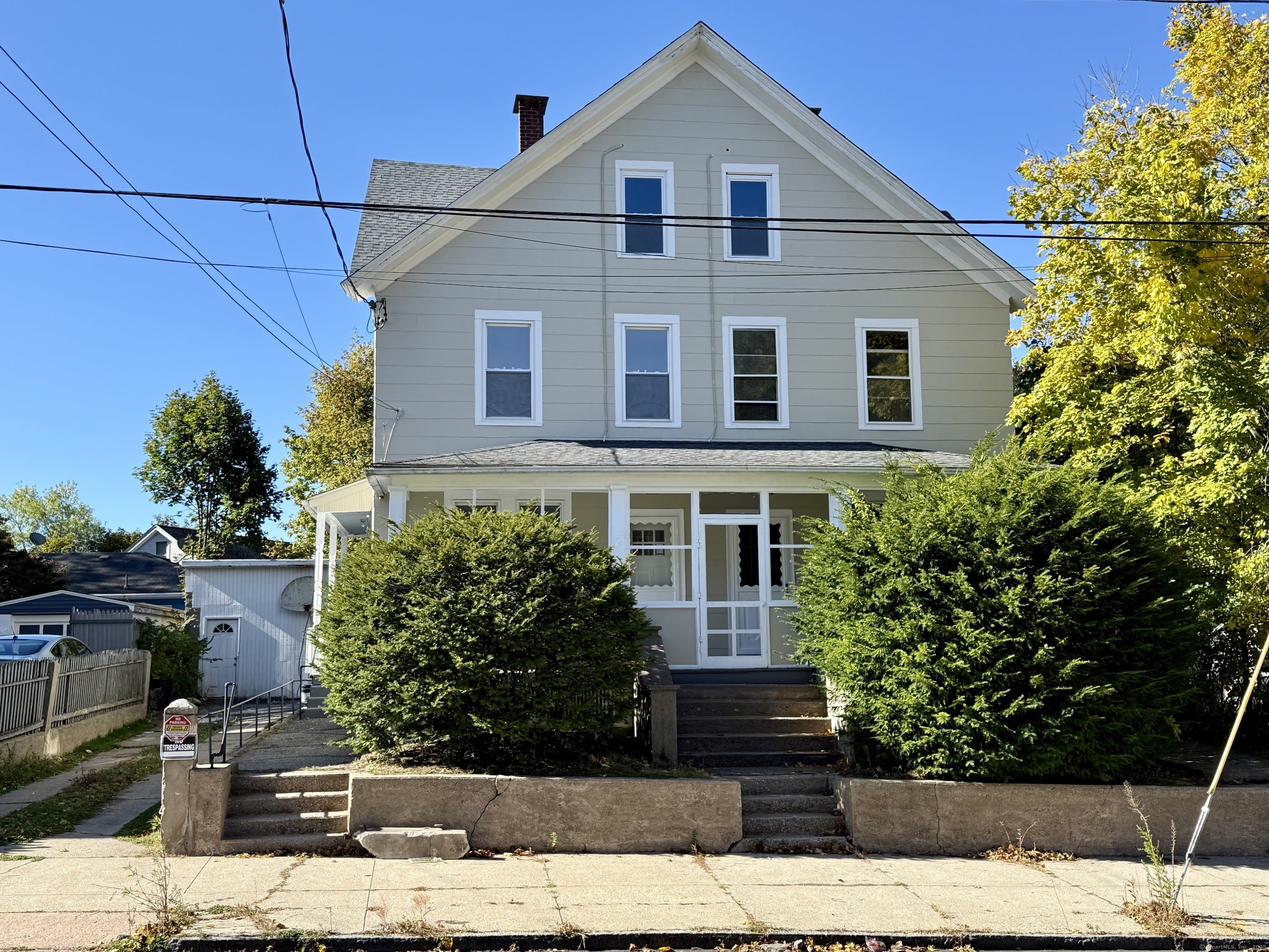 22 Hawthorne Avenue – photo 1