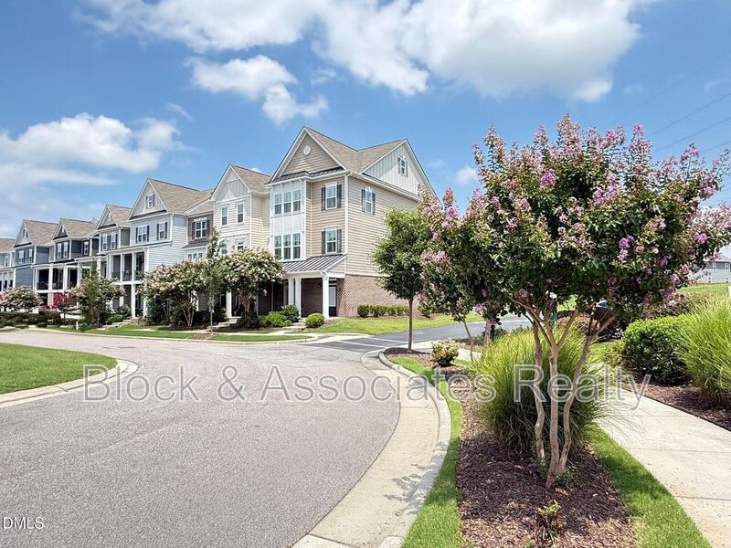 537 Austin View Blvd – photo 2