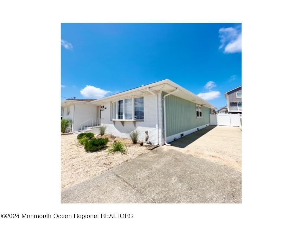 308 Harding Avenue – photo 4
