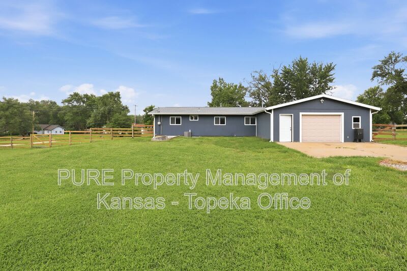 1746 Nw 39Th St – photo 3