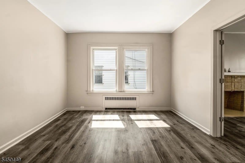 918 Grove St – photo 4