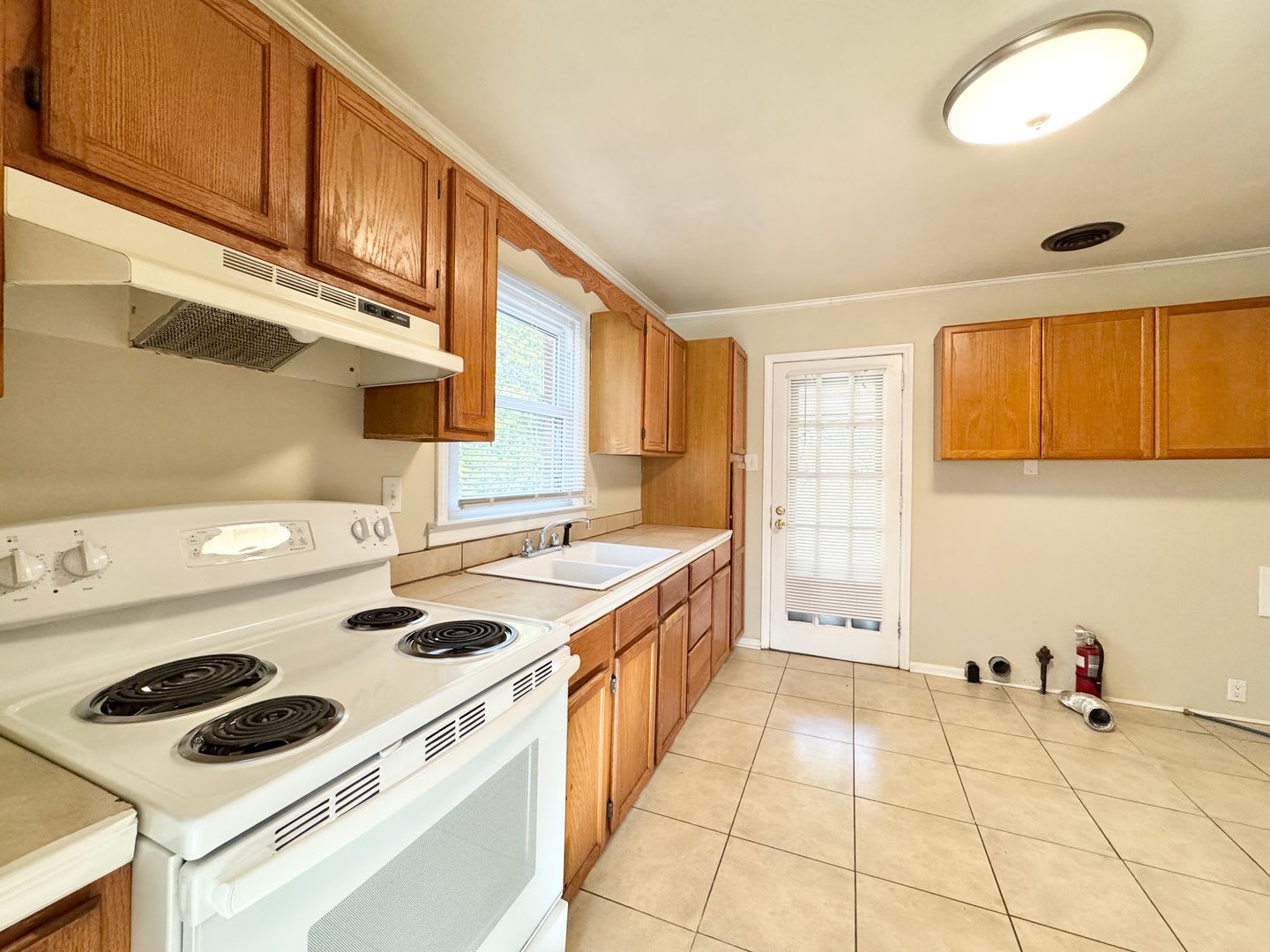 East Cone Blvd 3 BR conveninent to 29 & Shopping – photo 4