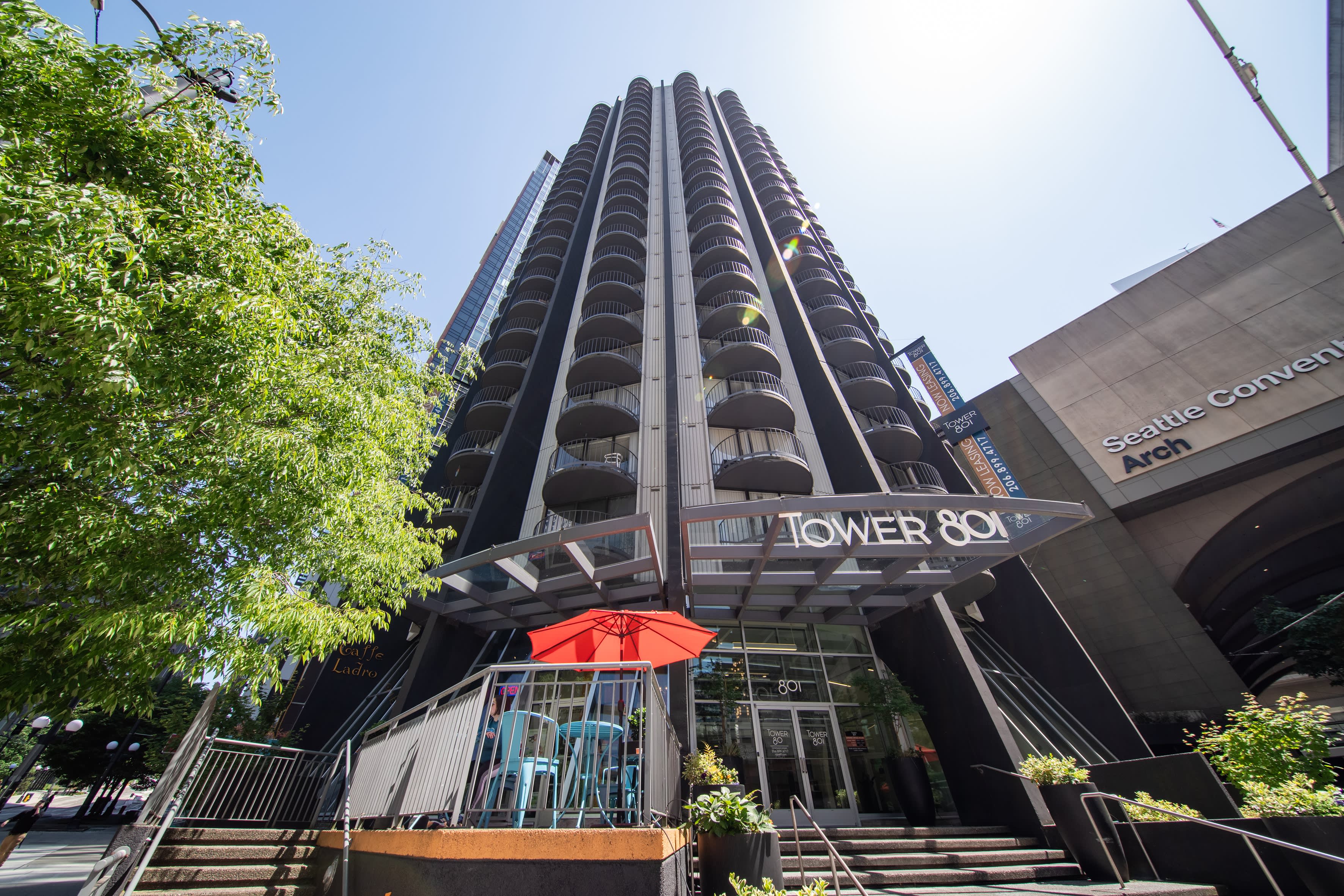 Tower 801 Apartments – photo 2