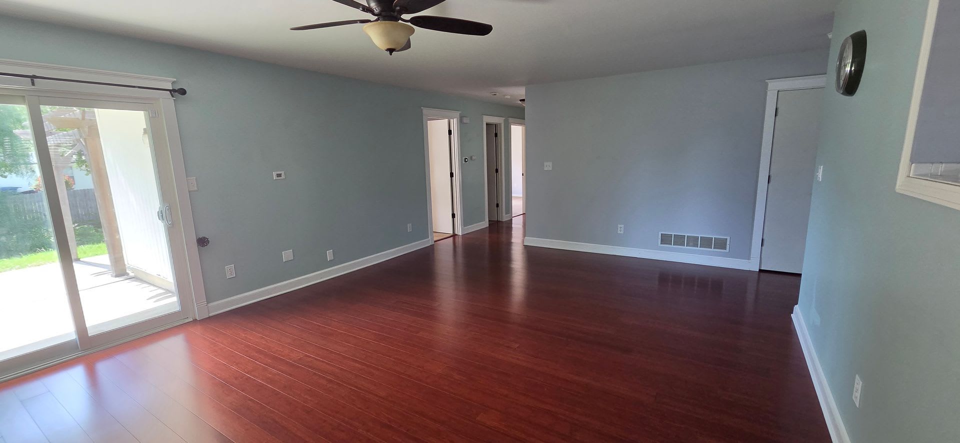 Beautiful 3 bedroom, 2 bath home in Grain Valley, MO! – photo 3