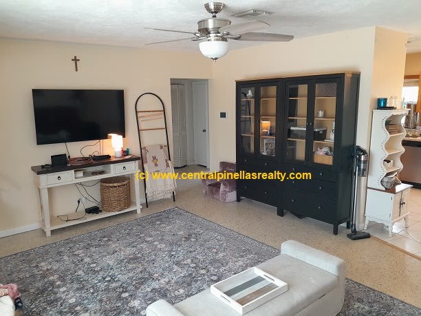 2643 Morningside Dr – photo 5