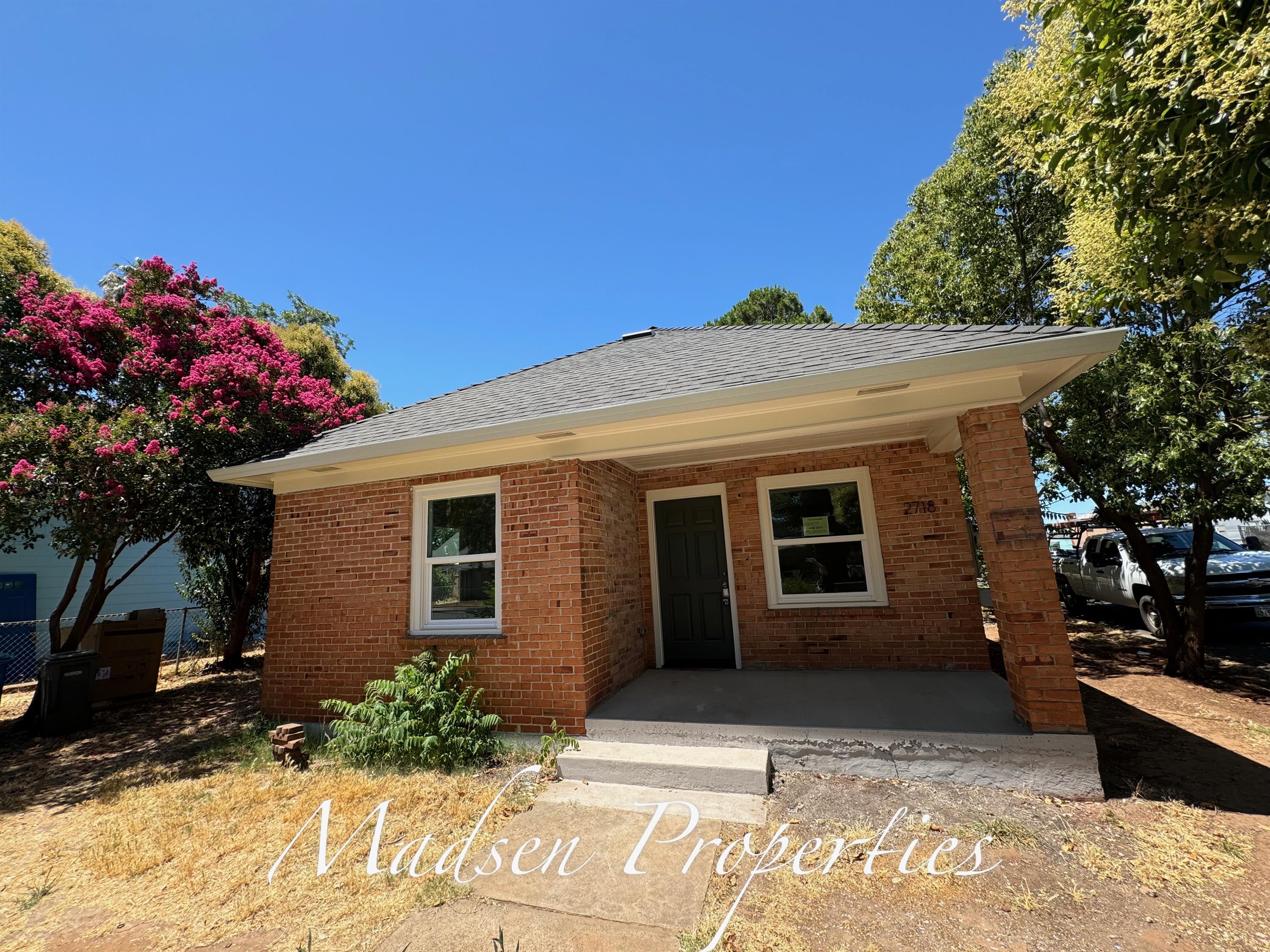 2718 Brown Avenue – photo 2