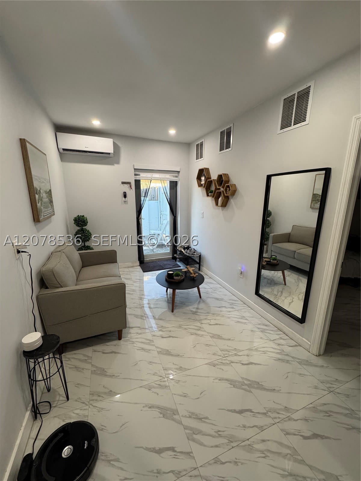 19751 SW 124th Ct – photo 1