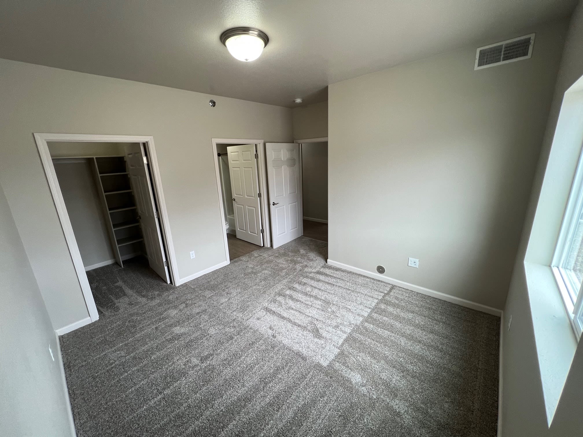 2202 Timbers St W Apt 202 – photo 3