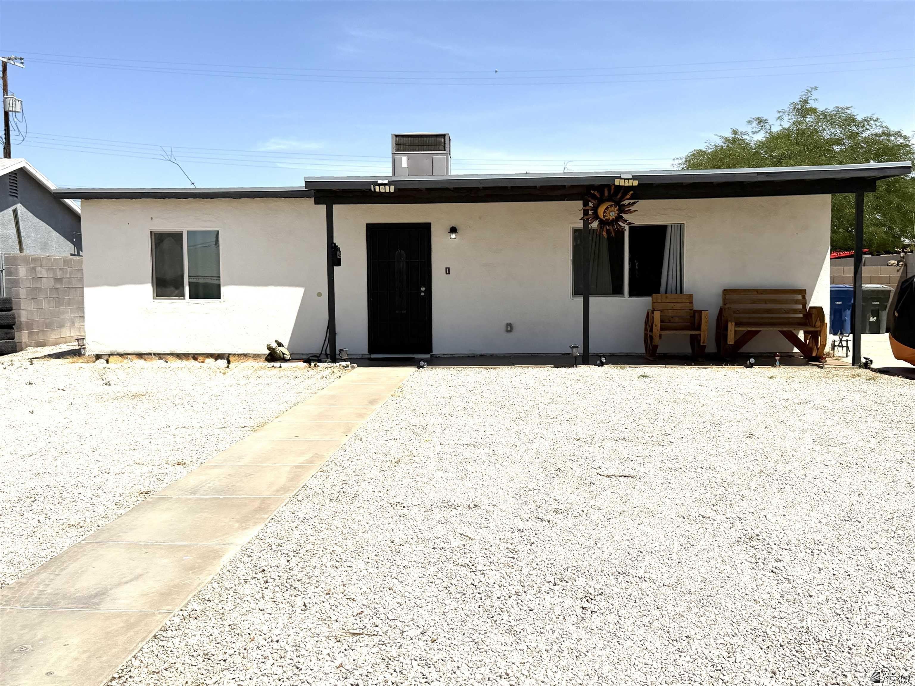 1425 S 9 AVE – photo 1