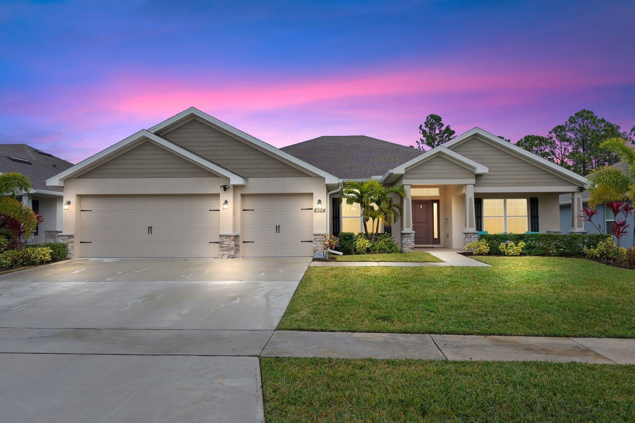 8324 Amalfi Circle – photo 1