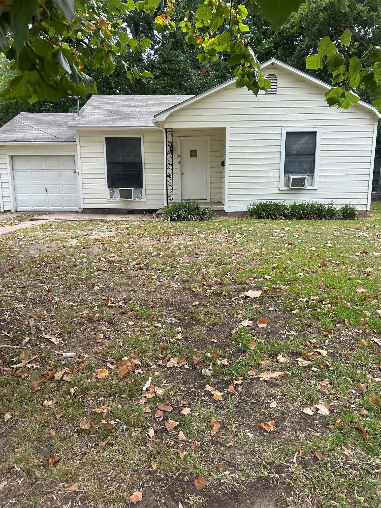 1615 N Highland Avenue – photo 1