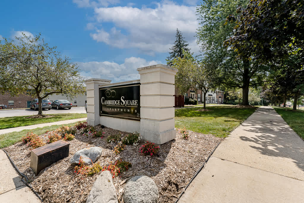 Cambridge Square Grand Rapids – photo 1