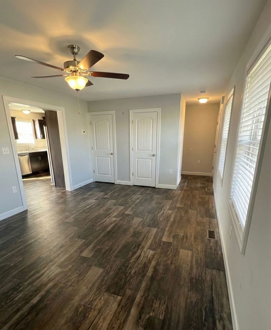 3 Bed, 2.5 Bath – photo 3