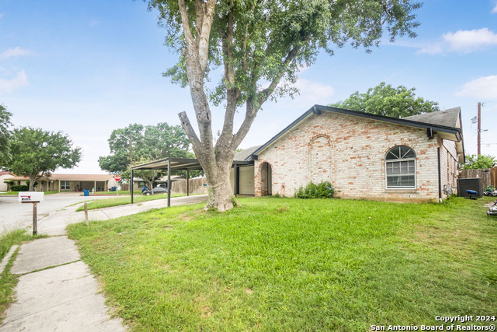 Comfortable Living in Established San Antonio Neighborhood – 5003 Starfire Dr – photo 2
