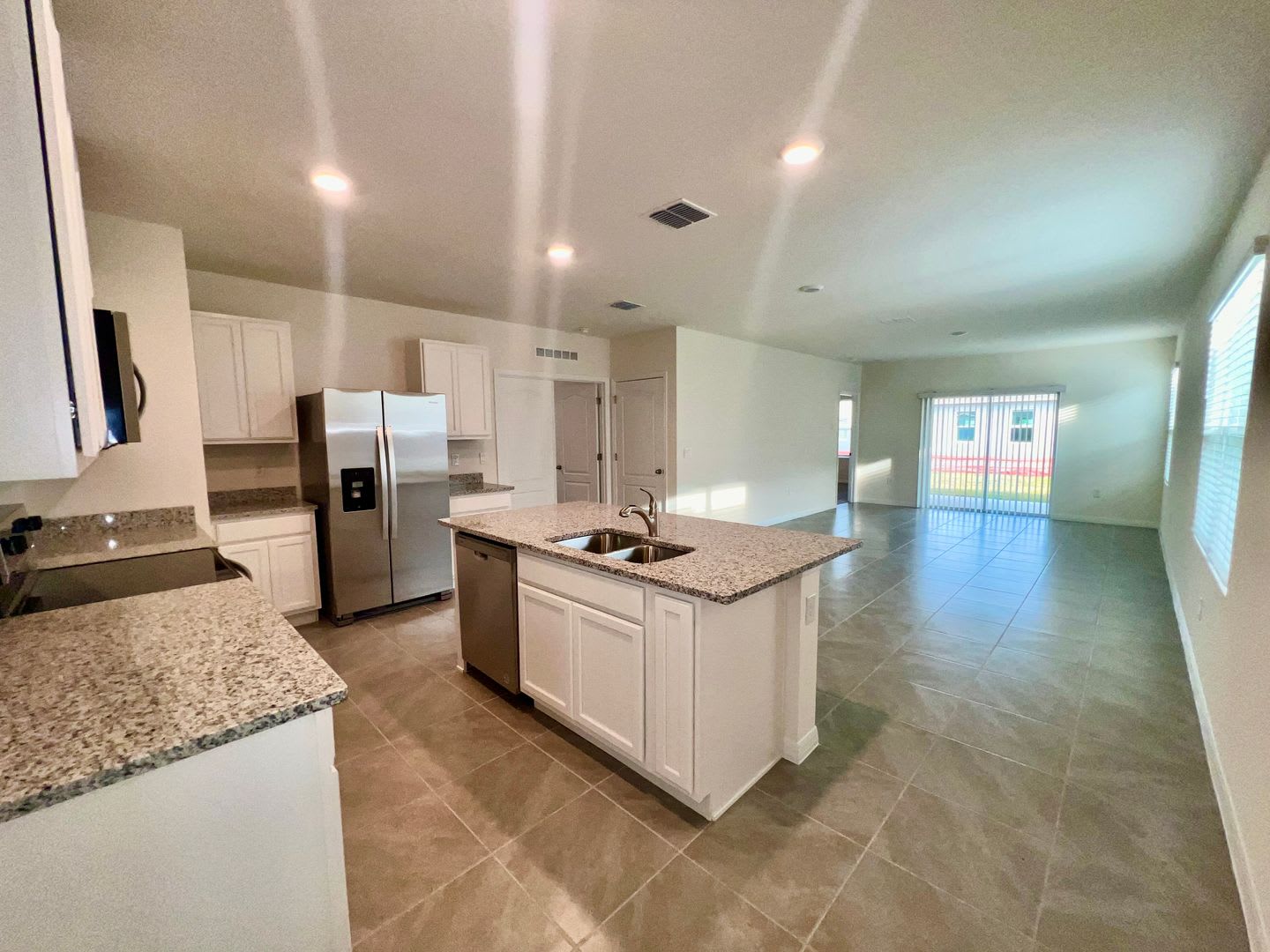 ***Limited-Time Leasing Offer*** 3/2 Single Family Home in Harmony West For Rent! – photo 3
