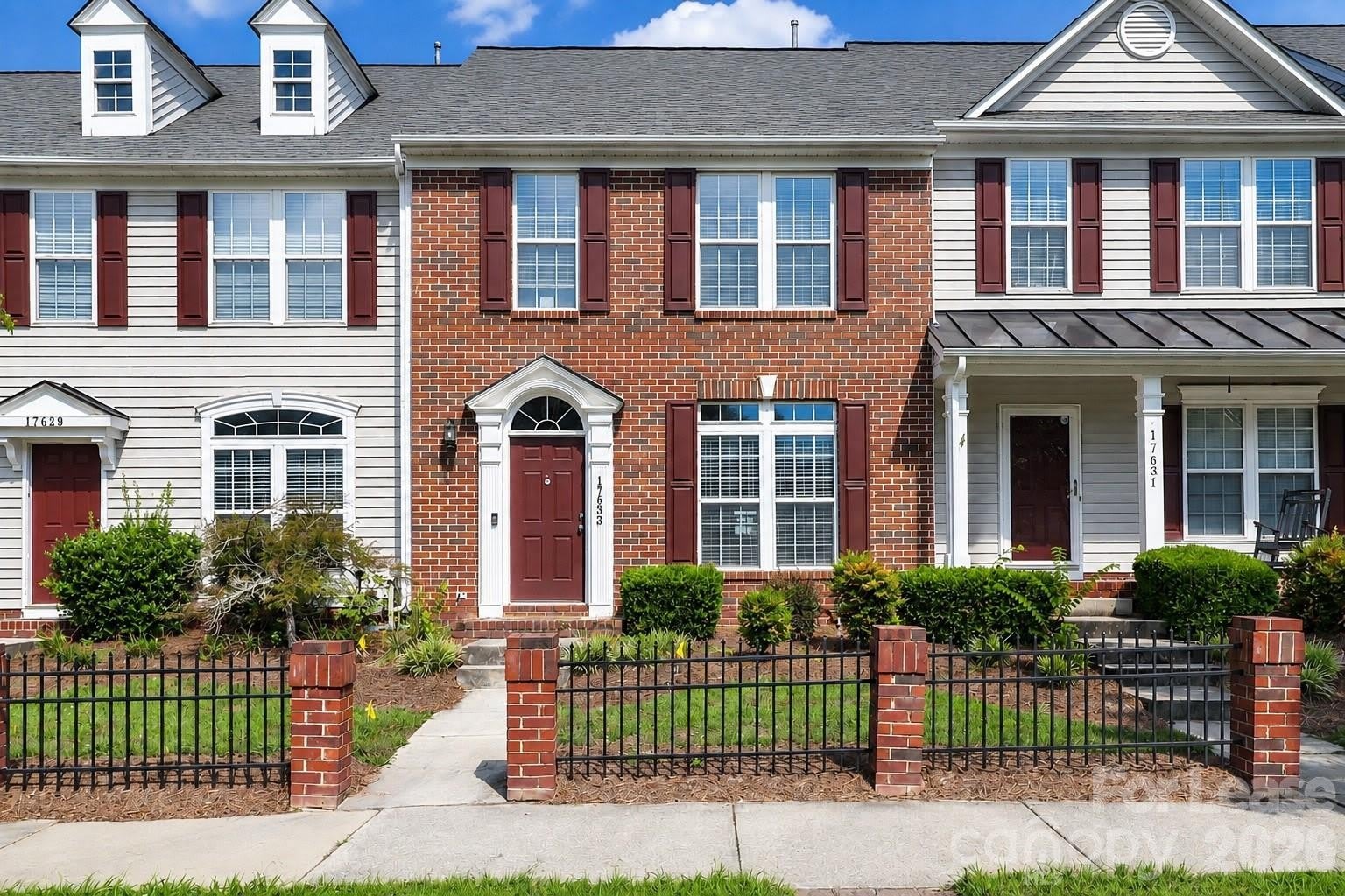 17633 Delmas Drive – photo 1
