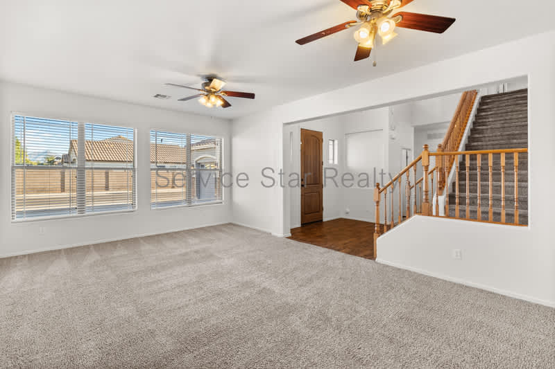 10122 W Albeniz Pl – photo 5