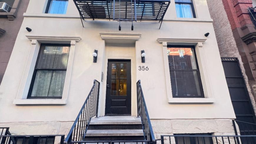356 West 48th Street – photo 4