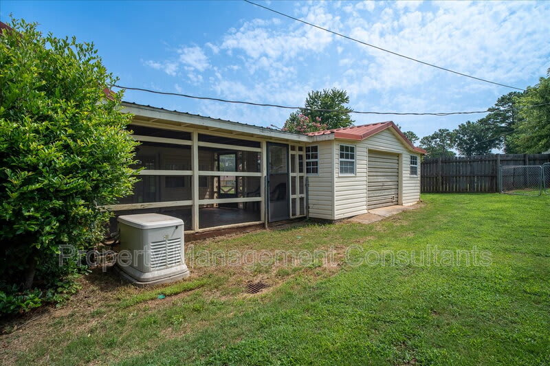 2524 Chickasaw Dr – photo 4