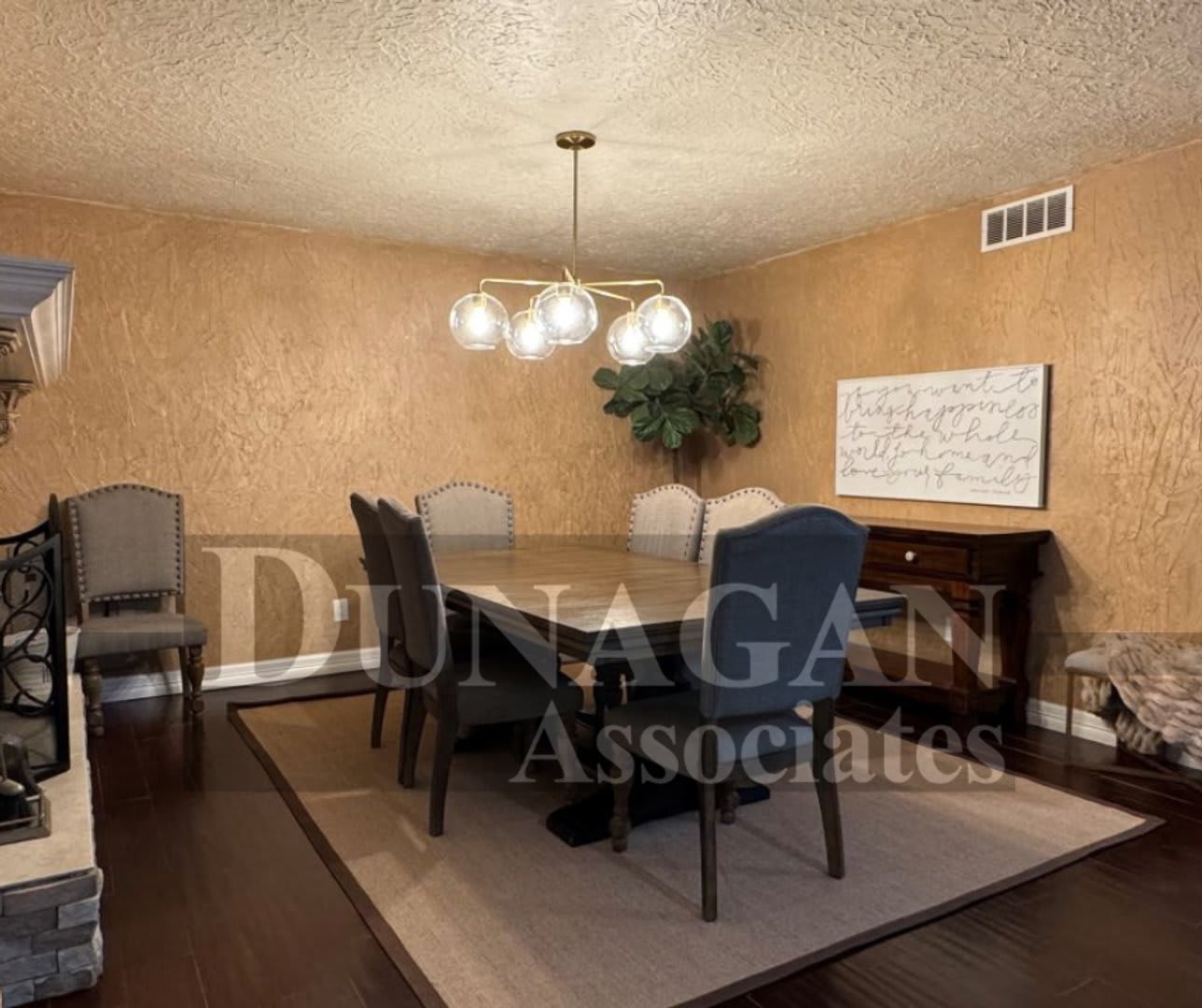 PRICE REDUCED!!!! Partially Furnished- 3bed 2bath home with water paid – photo 5