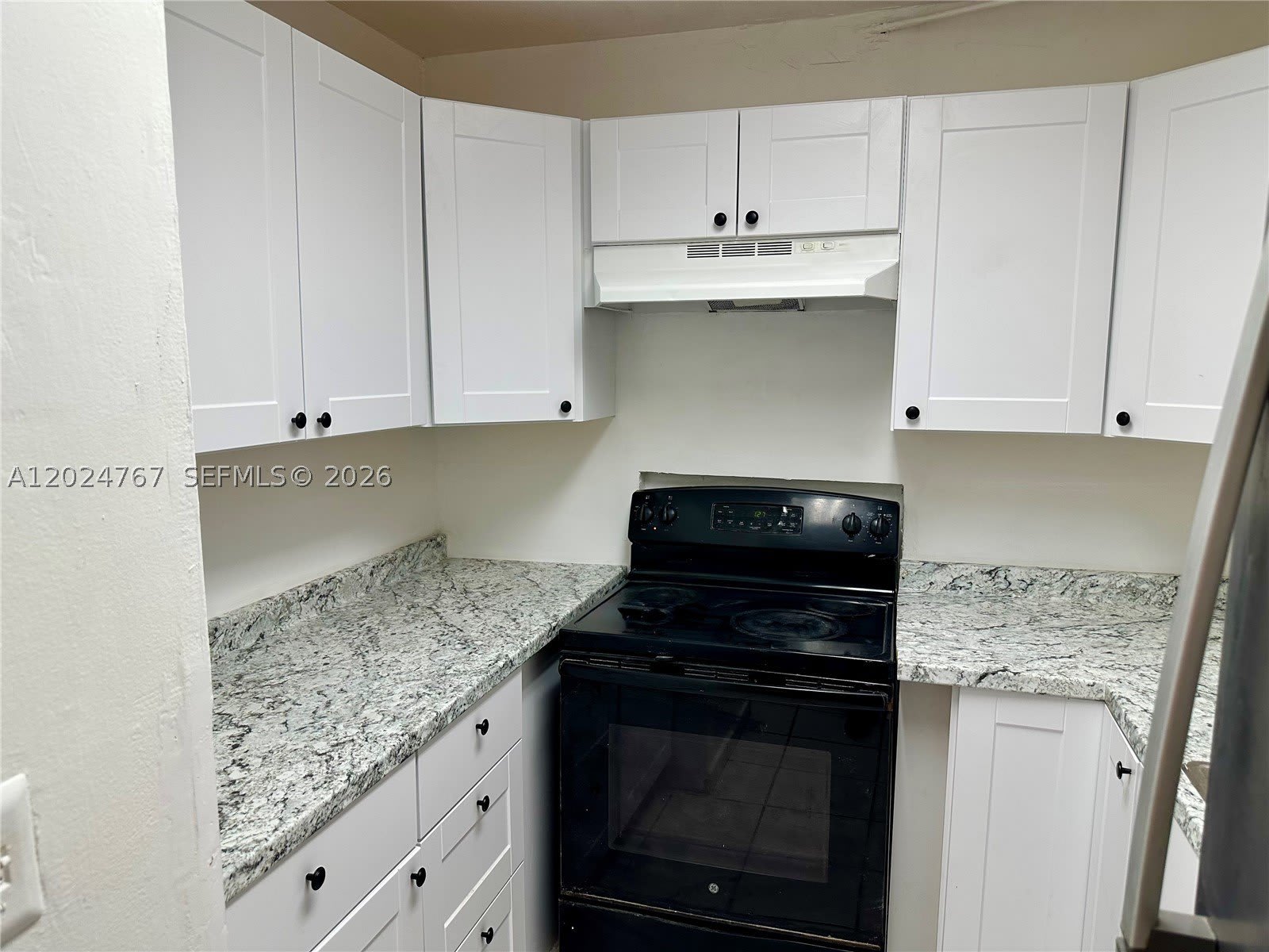 6820 W Flagler St – photo 2