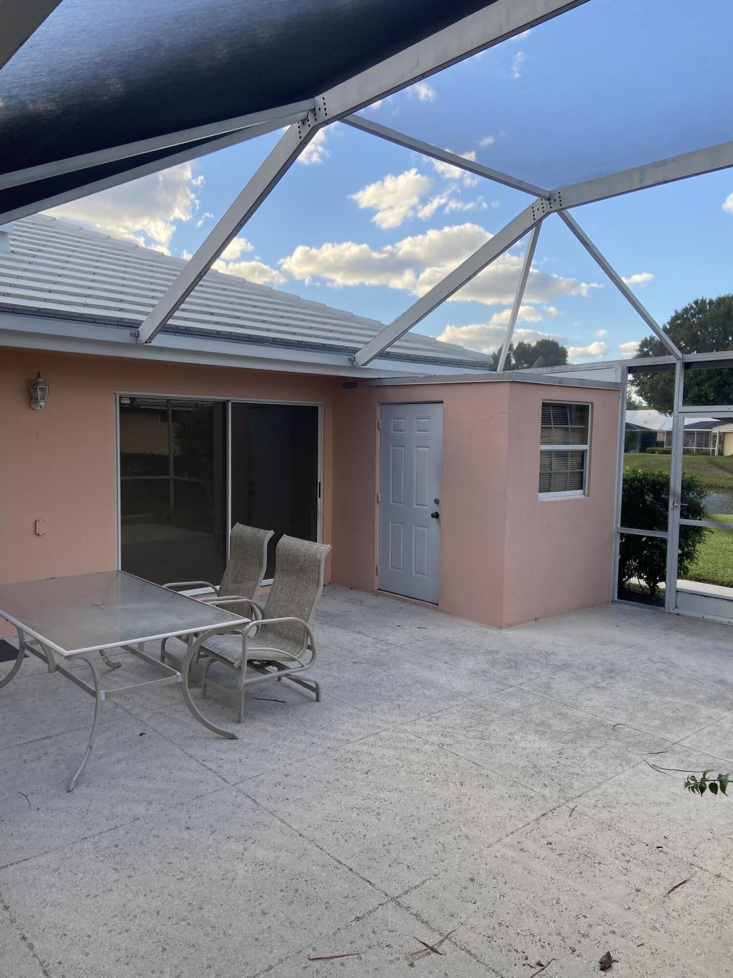 2102 Appleton Court – photo 4