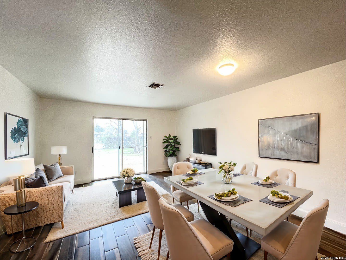2106 Henrietta St – photo 2