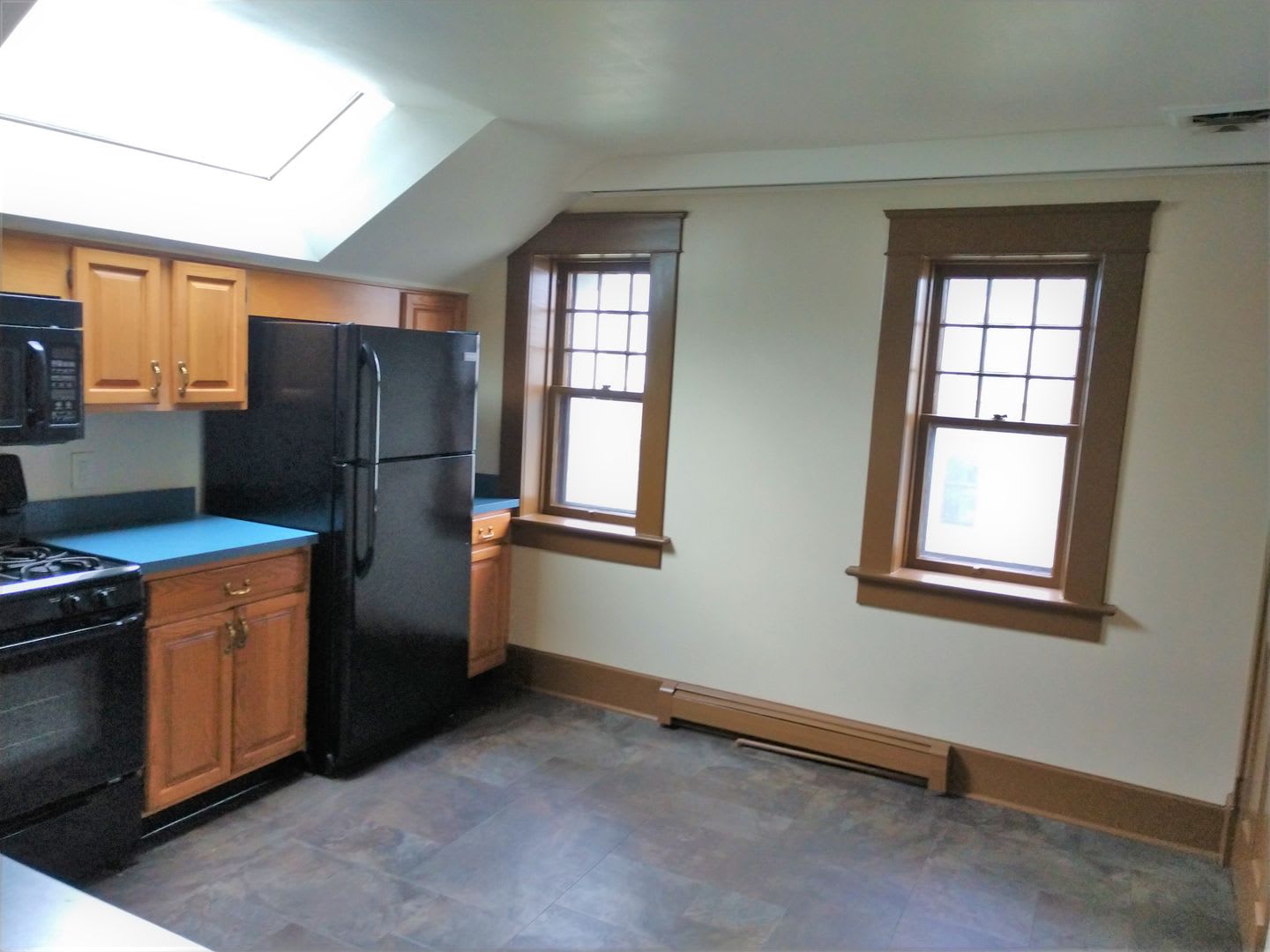 1 Bedroom Carriage House Near Downtown Goshen – photo 3