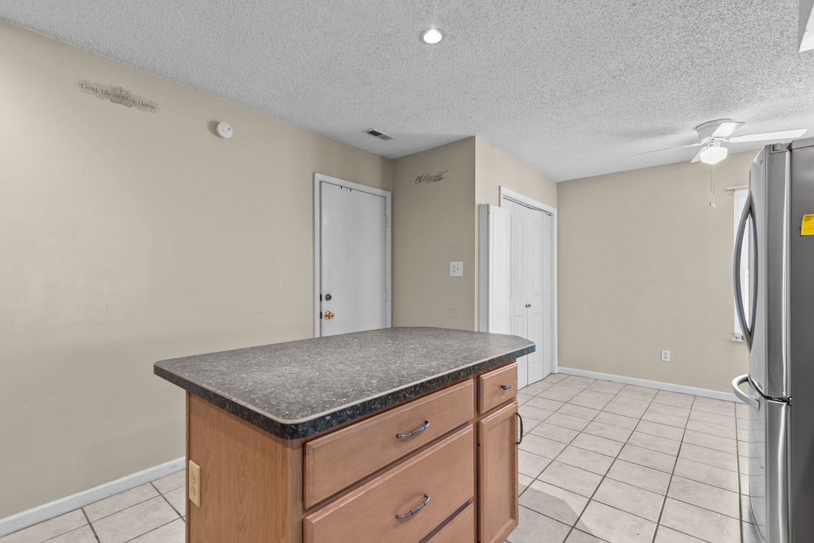 Charming 3-Bedroom Ranch in Quiet Chesapeake Cul-de-Sac – photo 5