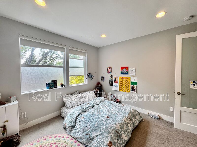 5034 Puget Blvd SW – photo 5