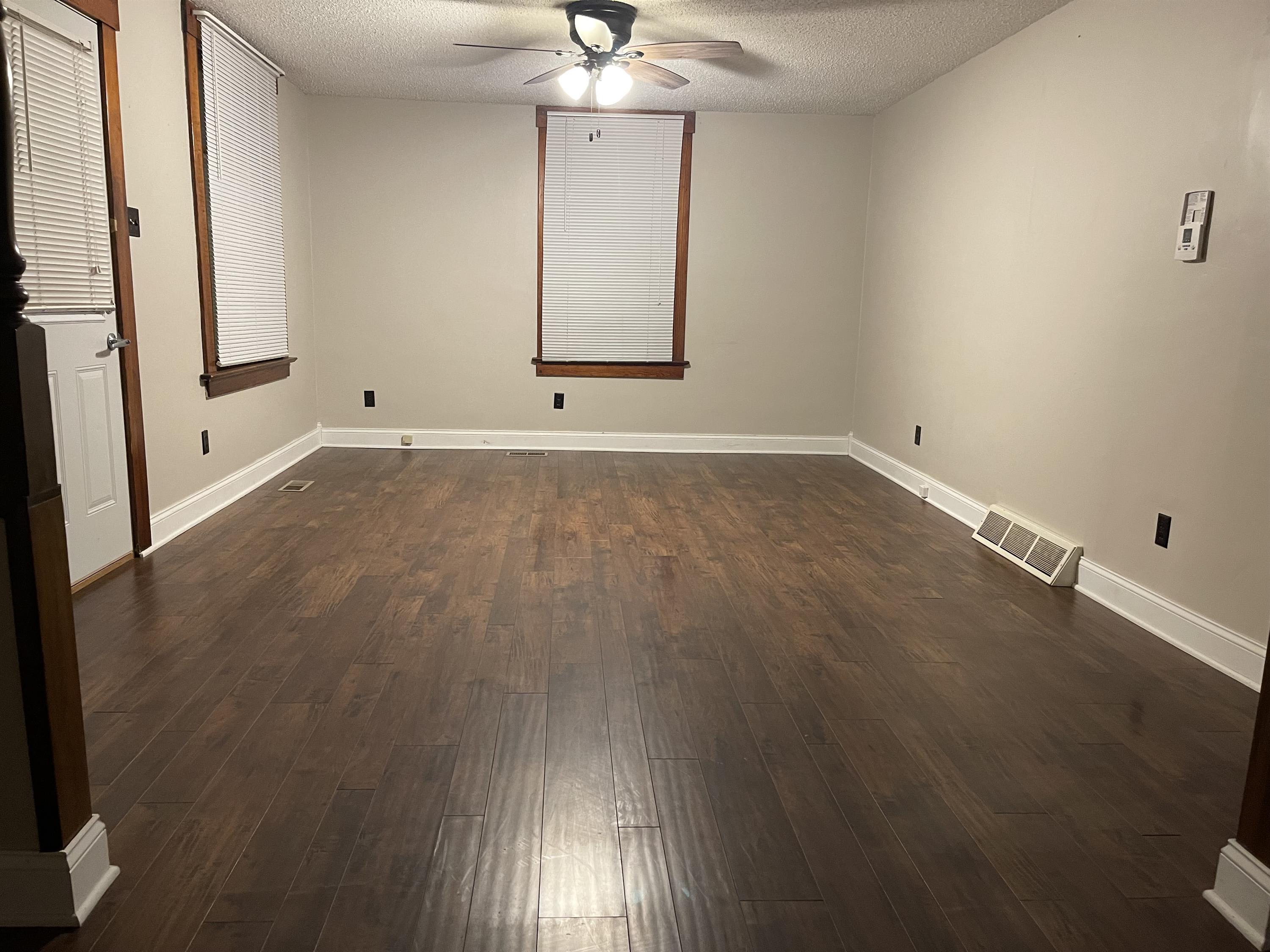 406 Chestnut Street – photo 1