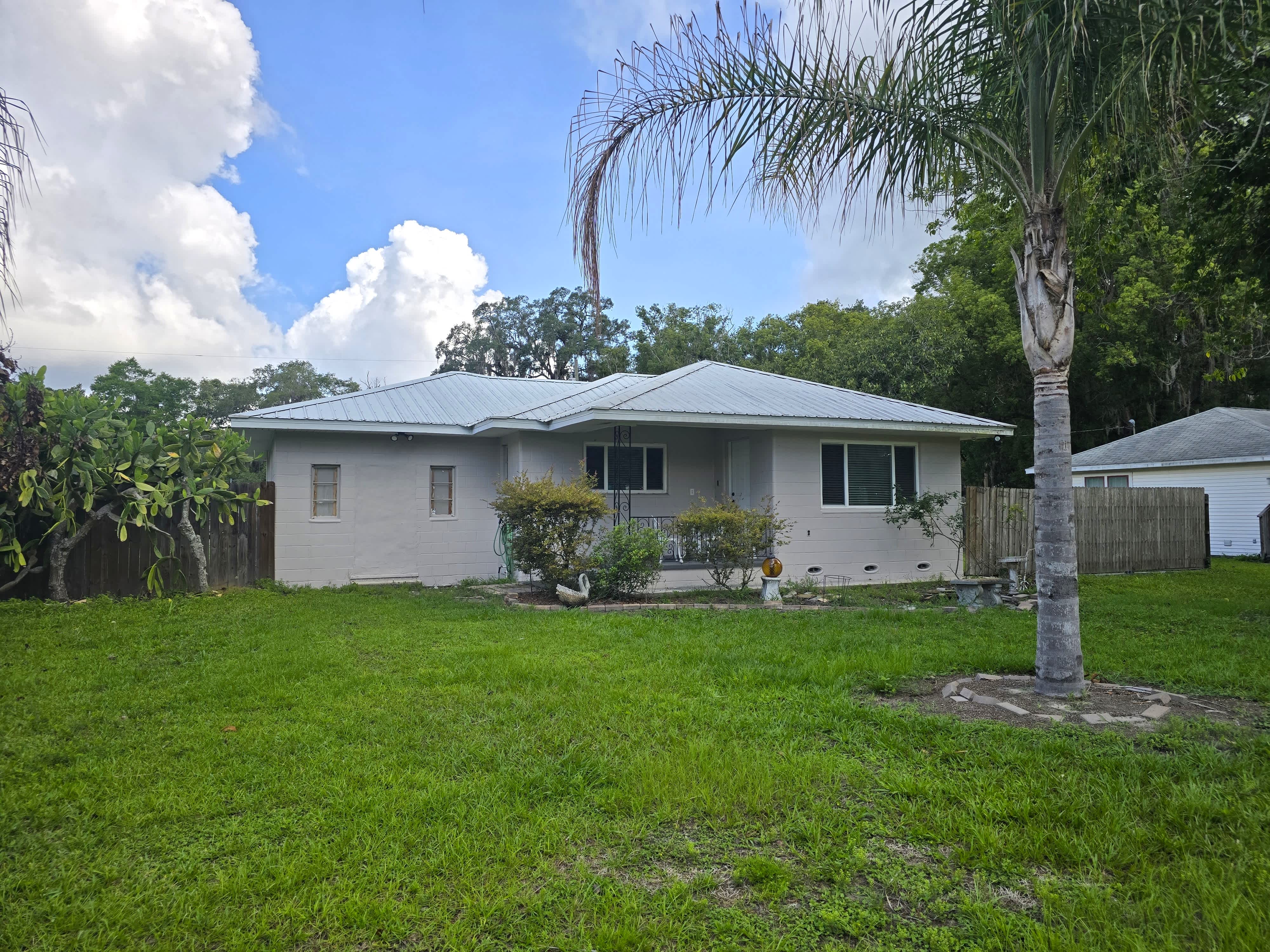 501 Monroe Ave – photo 1