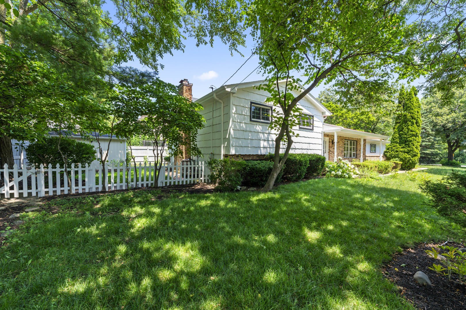 5654 S Washington Street – photo 3