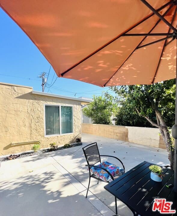 1056 WINCHESTER Ave – photo 5