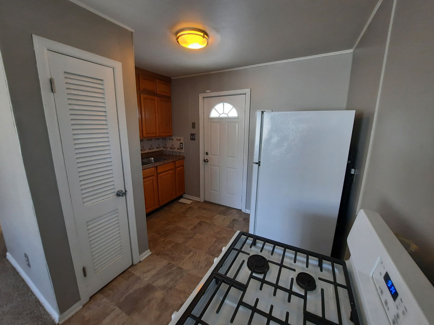 2 Bedroom, 1 Bathroom home! – photo 5