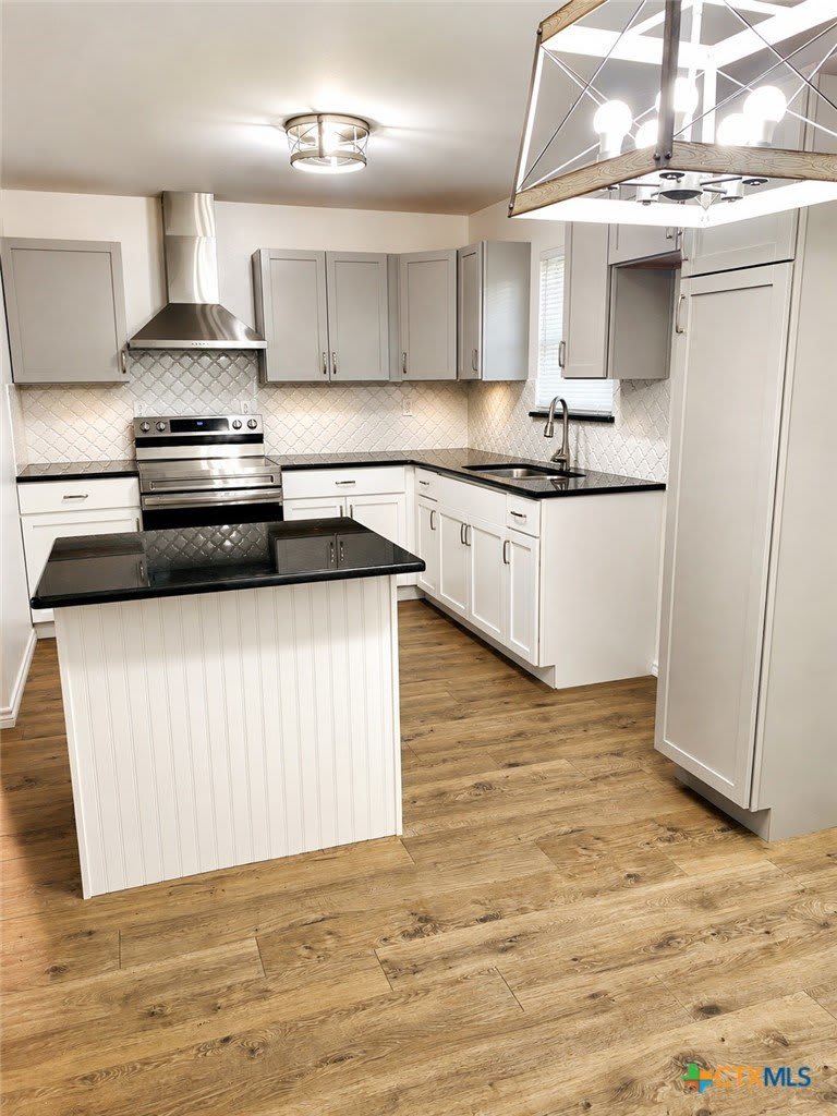 807 Sandy Court – photo 3