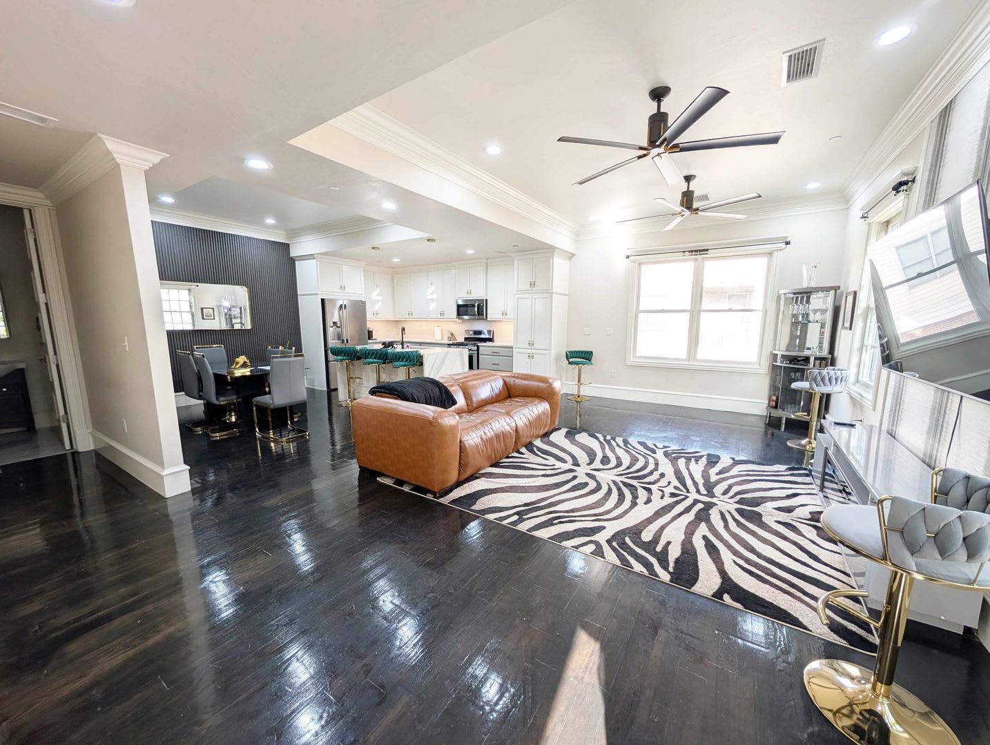 Furnished Home in Deep Deuce – photo 4